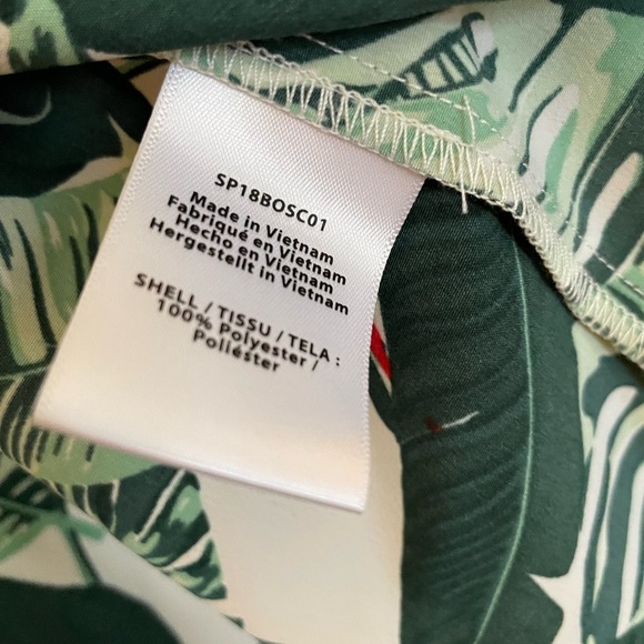 Rachel Zoe Kimono in Gorgeous Tropical Green Print. One Size. - Picture 10 of 10